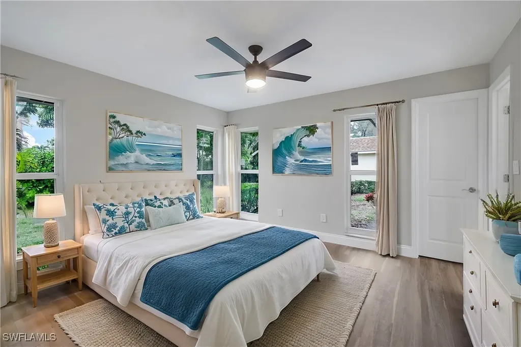 233 Yorkshire Court Naples FL 34112