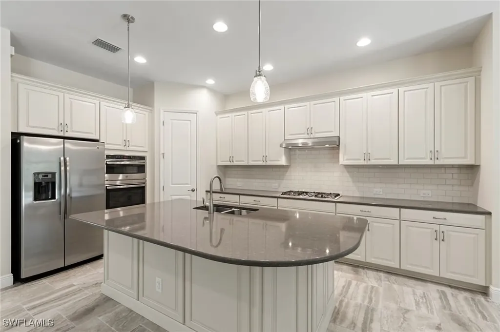 21539 Oaks Of Estero Circle Estero FL 33928