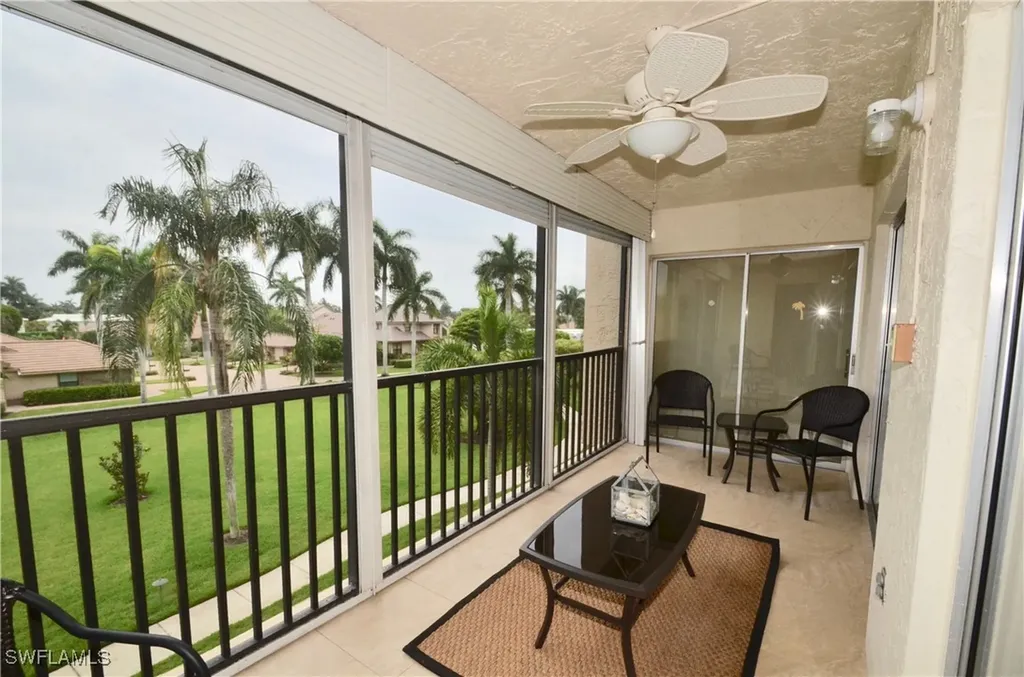 555 Park Shore Drive Naples FL 34103