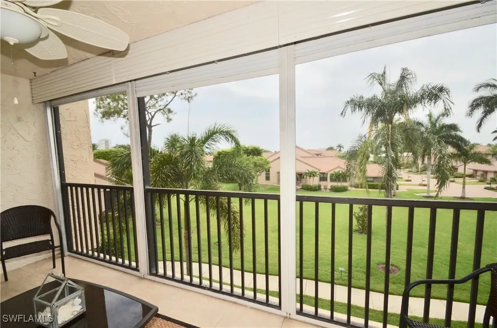 555 Park Shore Drive Naples FL 34103