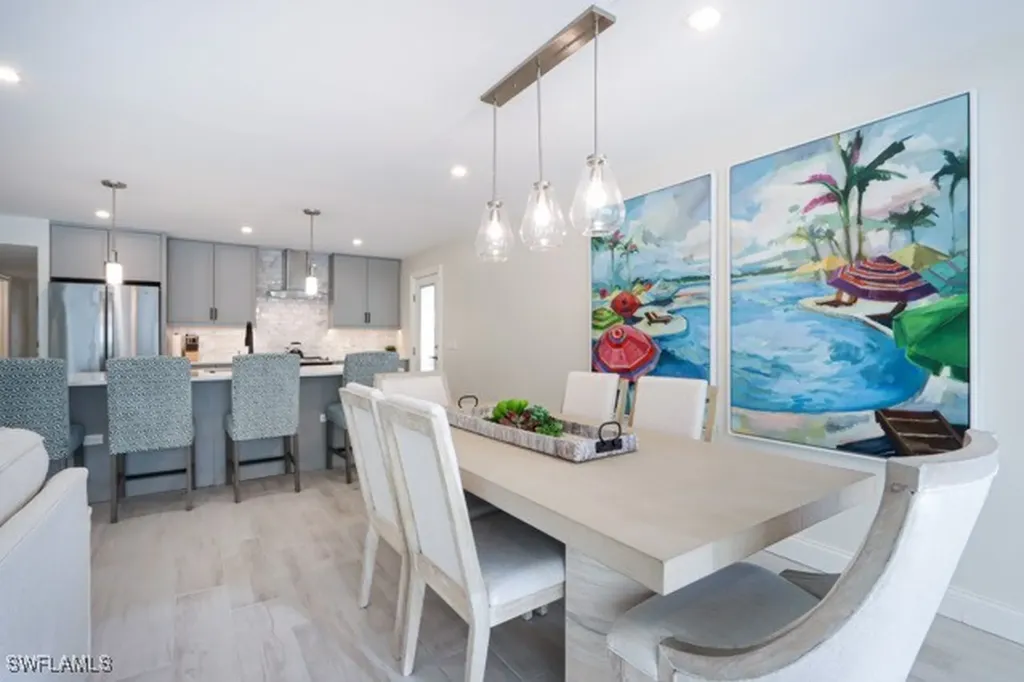 2850 Gulf Shore Boulevard N Naples FL 34103