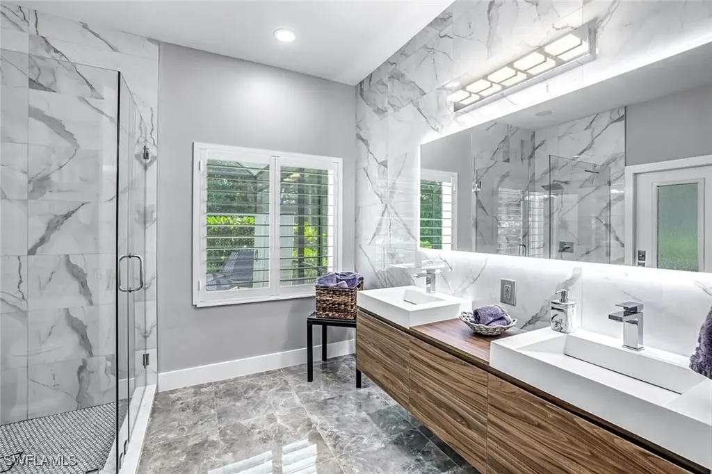8844 Ventura Way Naples FL 34109