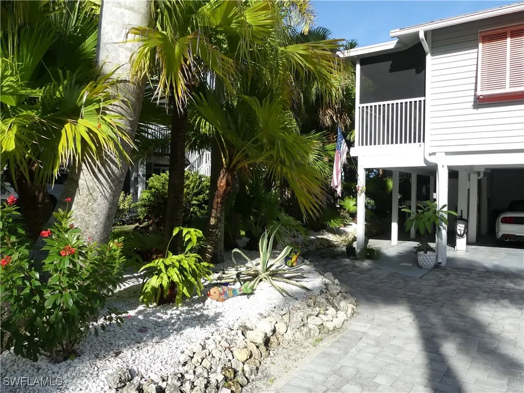 7680 Myrsine Circle Bokeelia FL 33922