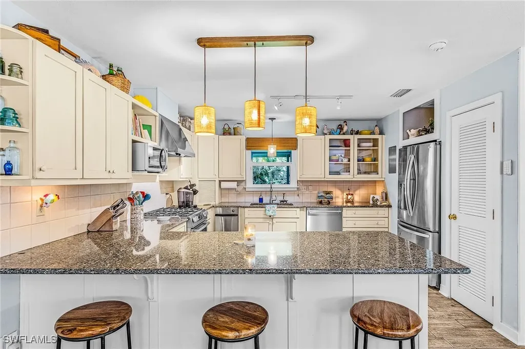 7680 Myrsine Circle Bokeelia FL 33922