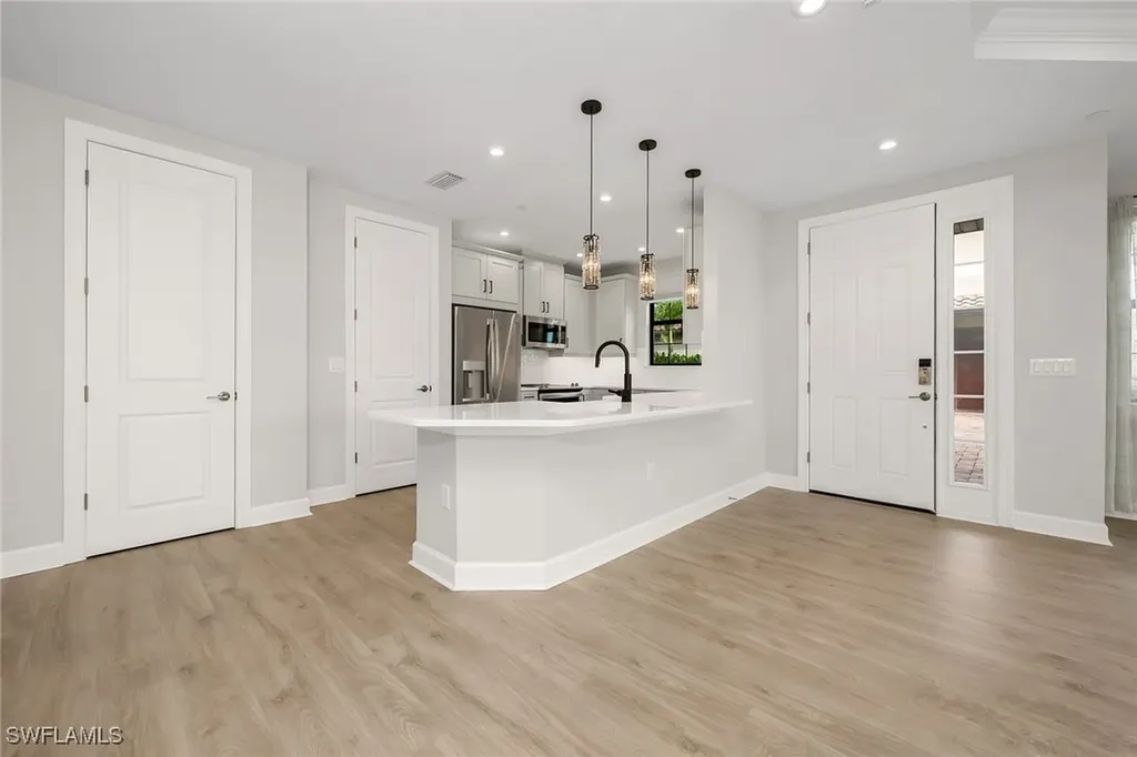 15252 Zeno Way Naples FL 34114