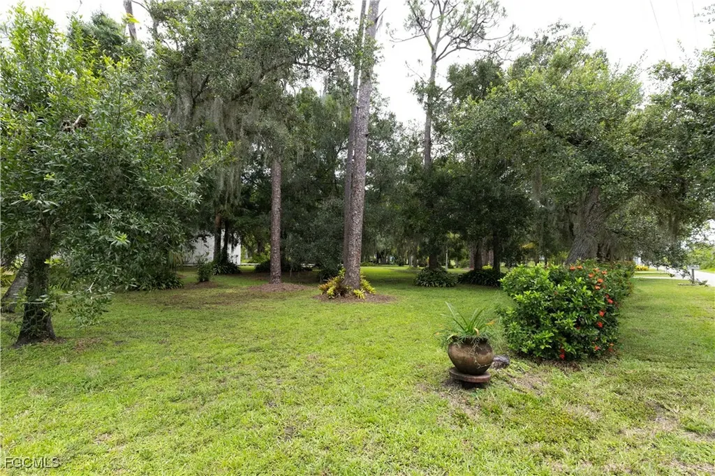 1530 Werner Drive Alva FL 33920