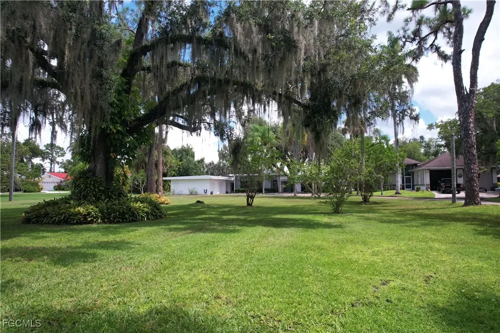 1530 Werner Drive Alva FL 33920