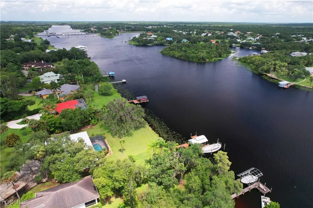 1530 Werner Drive Alva FL 33920