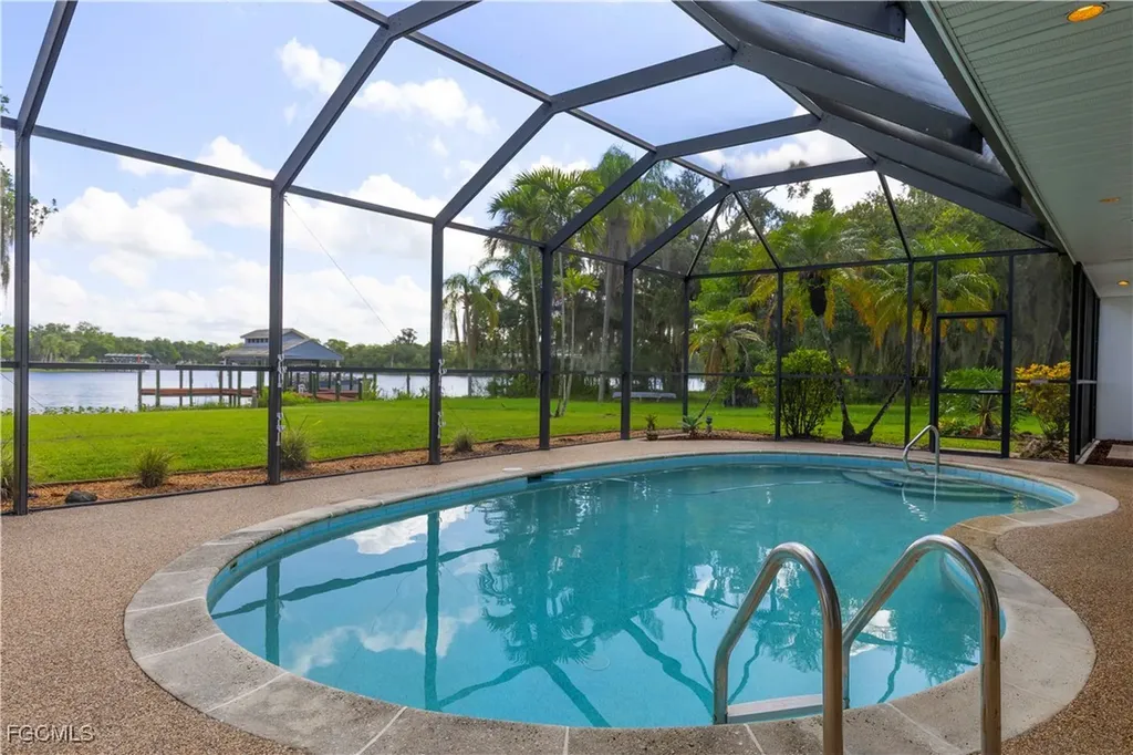 1530 Werner Drive Alva FL 33920