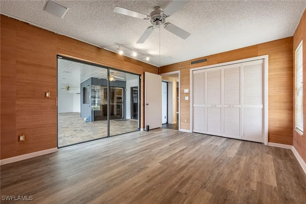 5453 Beaujolais Lane Fort Myers FL 33919