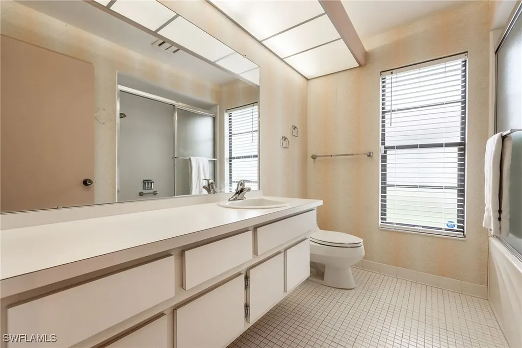 5453 Beaujolais Lane Fort Myers FL 33919