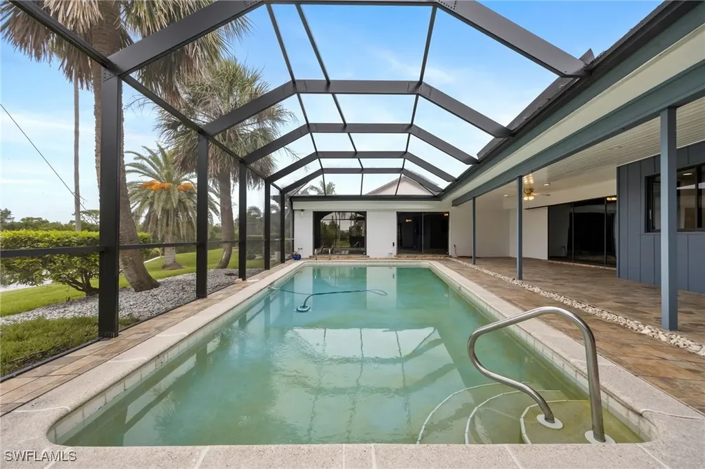 5453 Beaujolais Lane Fort Myers FL 33919