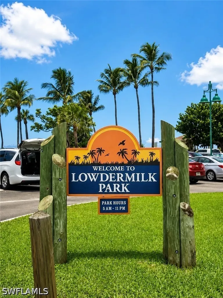 1200 Gulf Shore Boulevard N Naples FL 34102