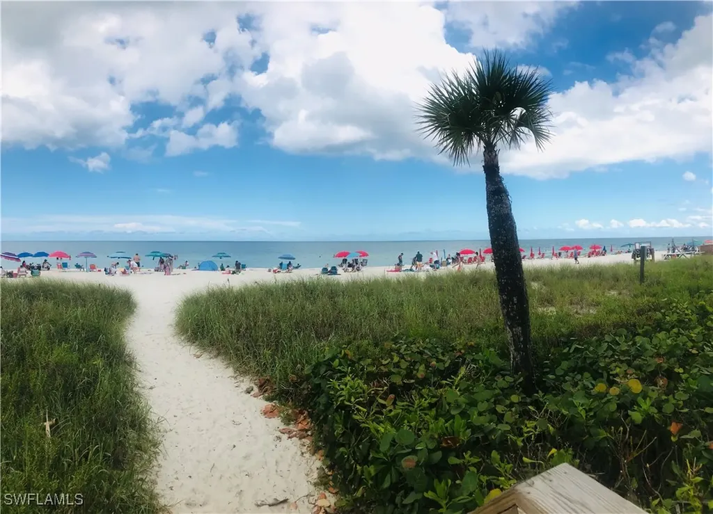 1200 Gulf Shore Boulevard N Naples FL 34102