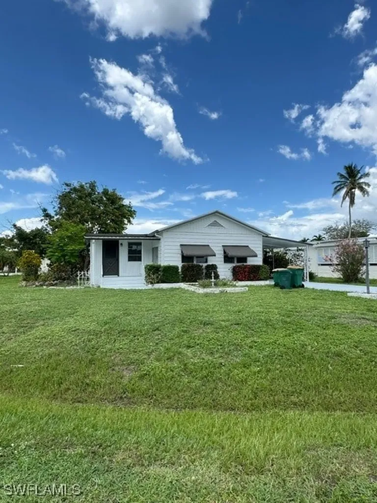 6 Saint Tropez Drive Naples FL 34112