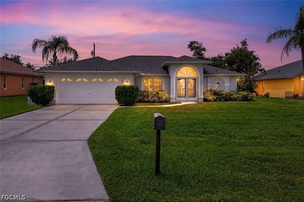 204 SE 19th Terrace Cape Coral FL 33990