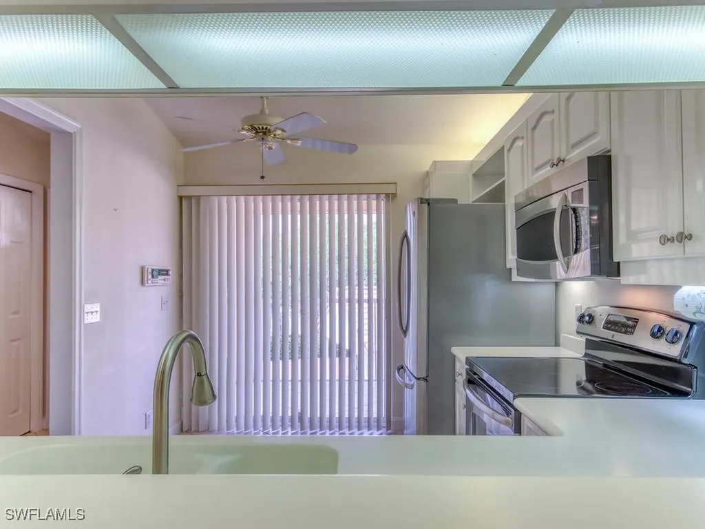 2462 Hidden Lake Drive Naples FL 34112
