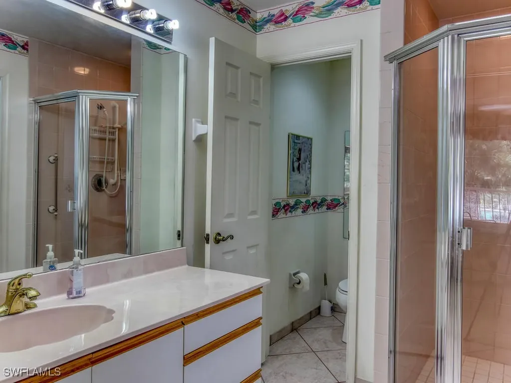 2462 Hidden Lake Drive Naples FL 34112