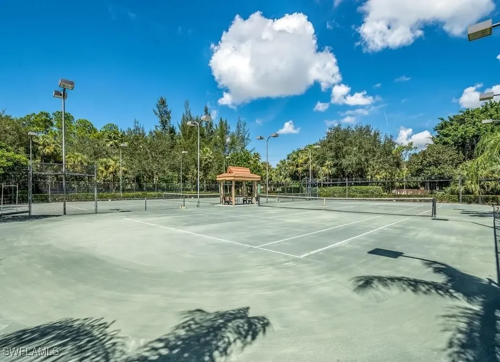 2462 Hidden Lake Drive Naples FL 34112