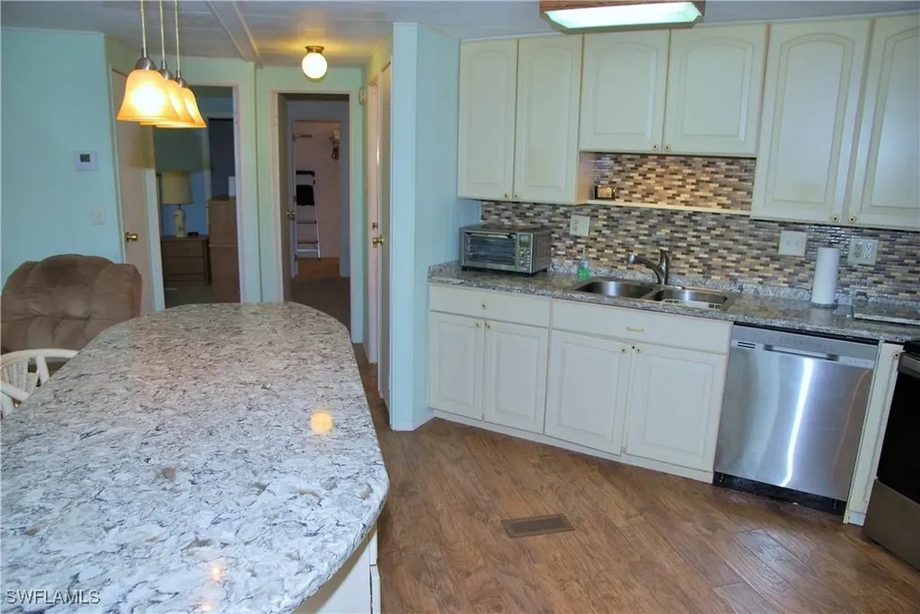 100 Snead Drive North Fort Myers FL 33903