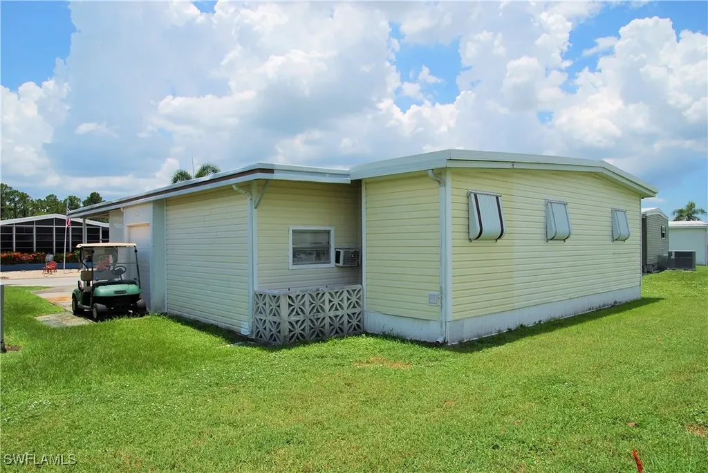 100 Snead Drive North Fort Myers FL 33903