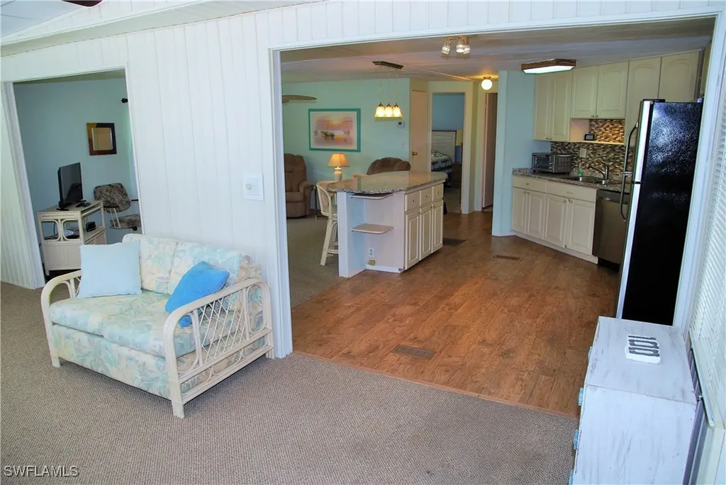 100 Snead Drive North Fort Myers FL 33903