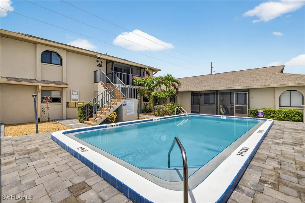 610 SW 47th Terrace Cape Coral FL 33914