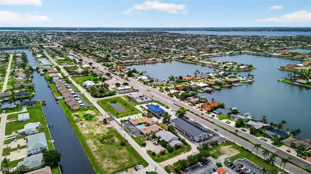 610 SW 47th Terrace Cape Coral FL 33914