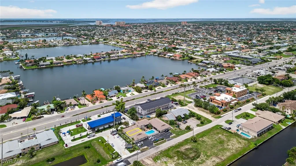 610 SW 47th Terrace Cape Coral FL 33914