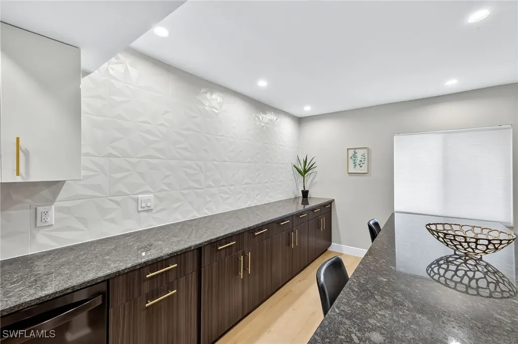 610 SW 47th Terrace Cape Coral FL 33914