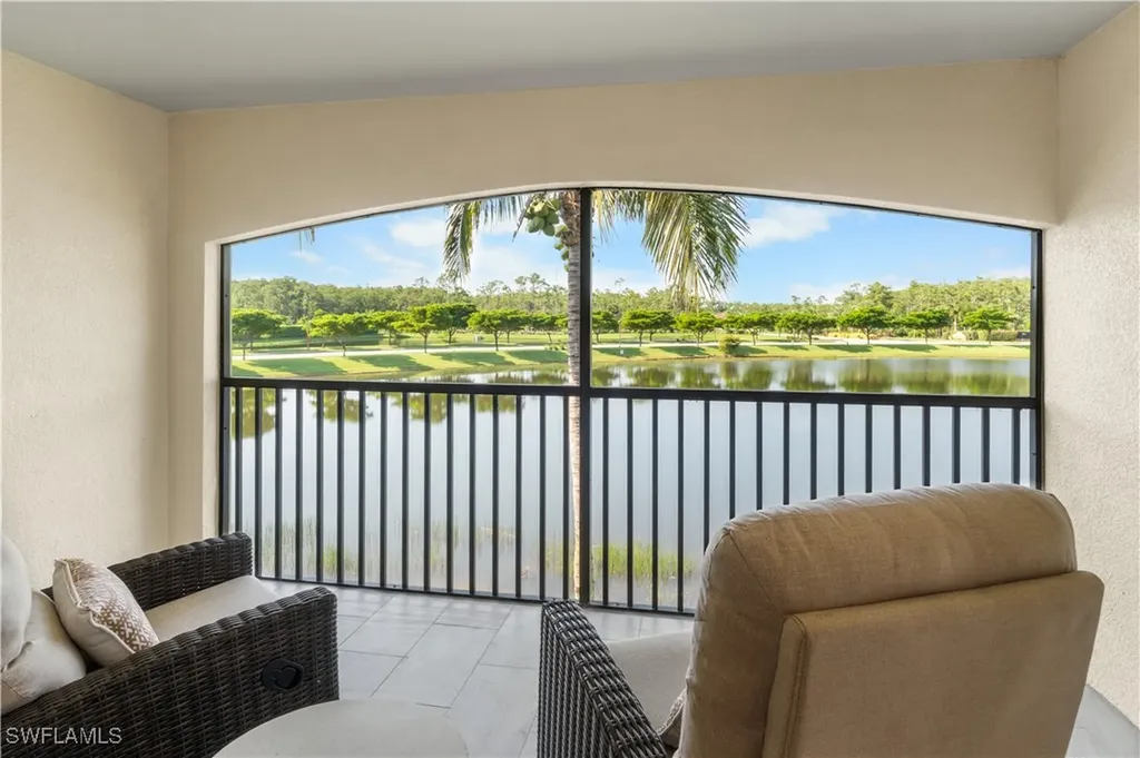 9510 Avellino Way Naples FL 34113