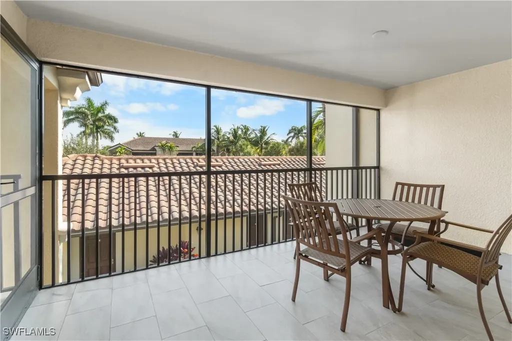 9510 Avellino Way Naples FL 34113