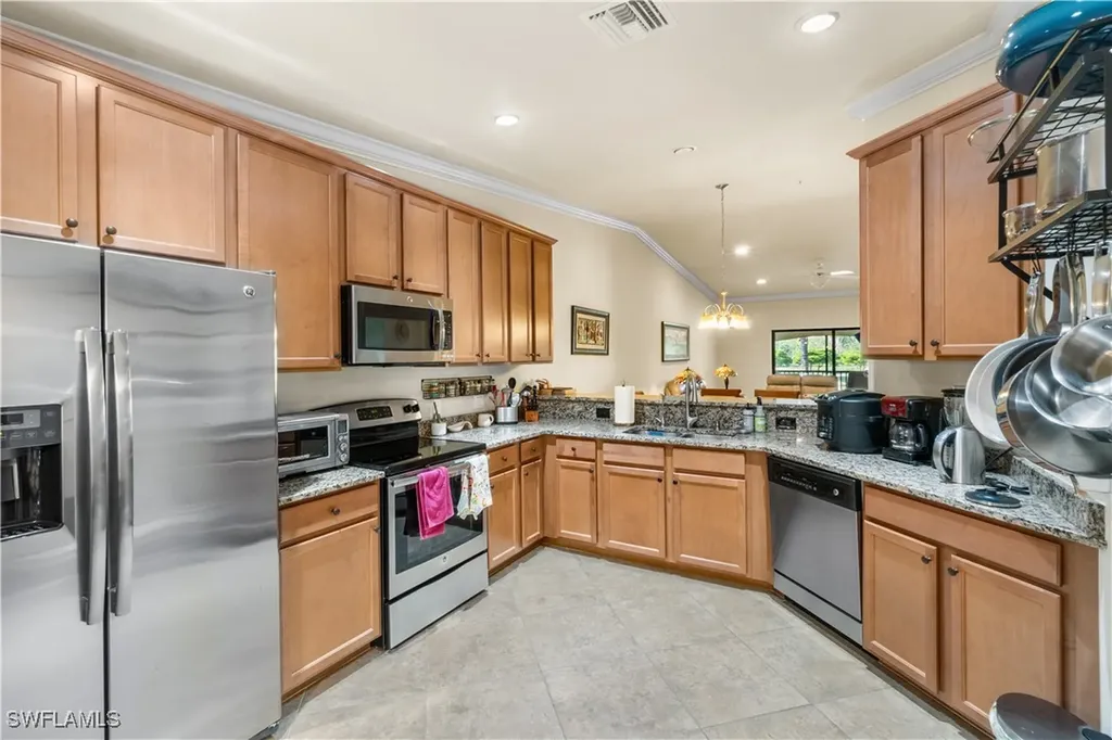 9510 Avellino Way Naples FL 34113