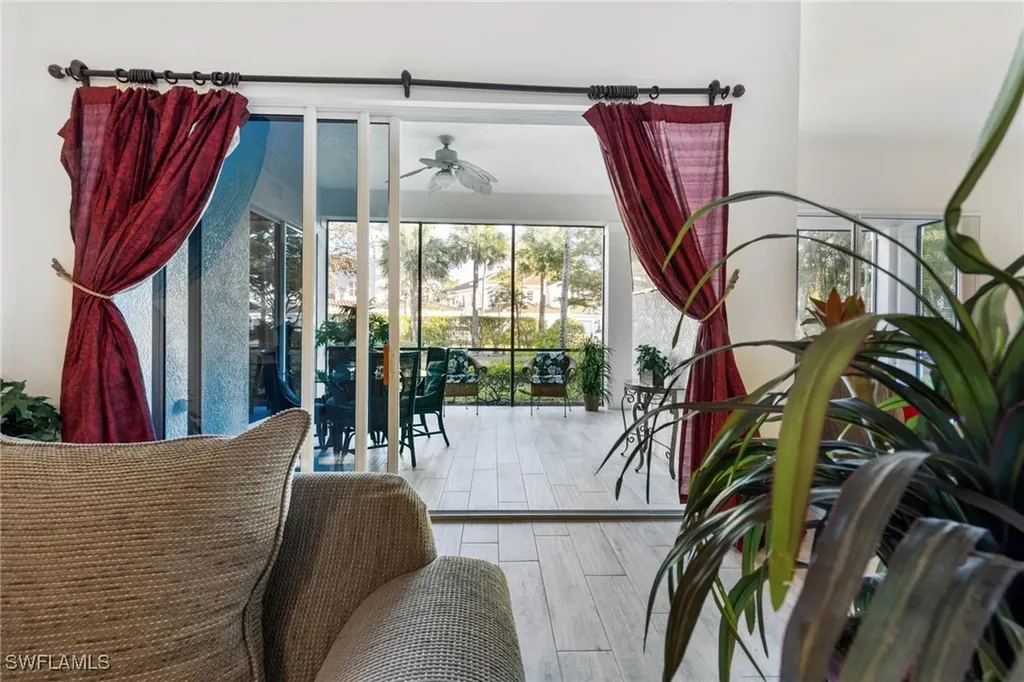 9079 Cascada Way Naples FL 34114
