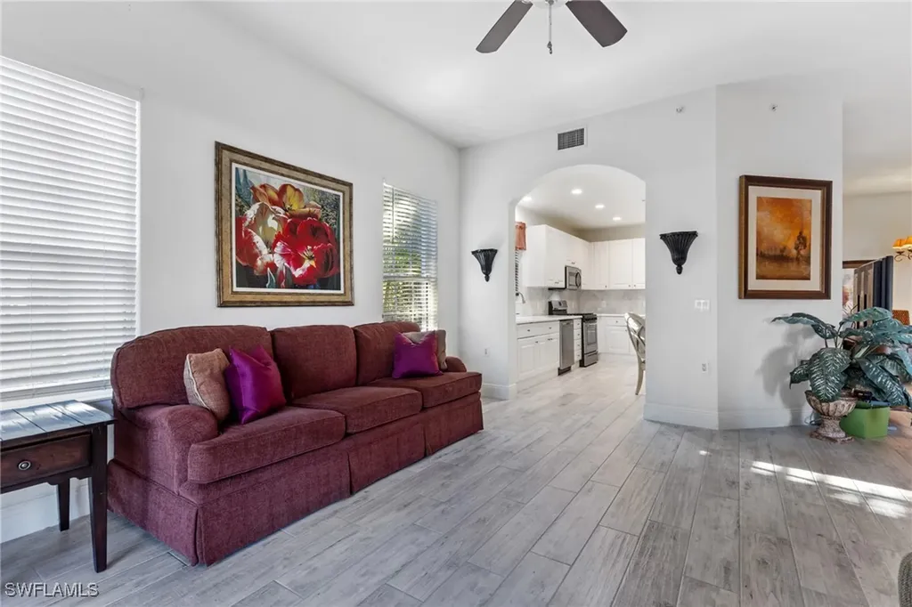9079 Cascada Way Naples FL 34114