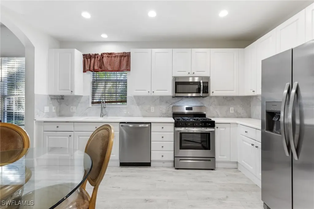 9079 Cascada Way Naples FL 34114