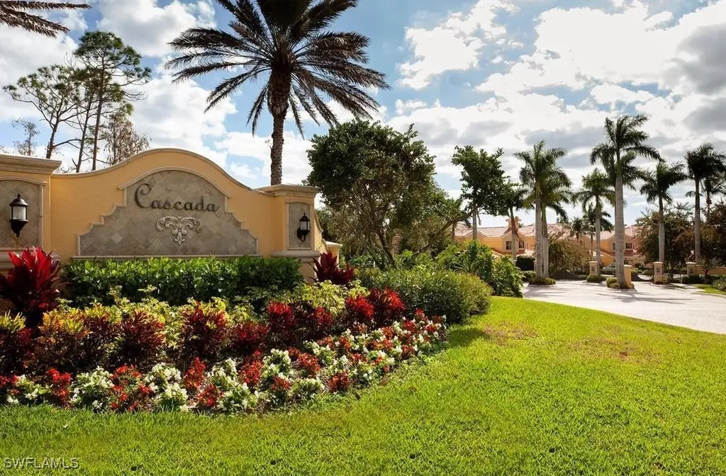9079 Cascada Way Naples FL 34114