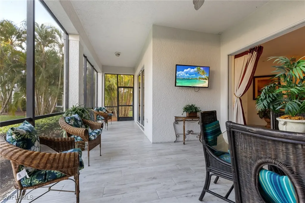 9079 Cascada Way Naples FL 34114