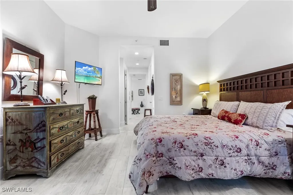 9079 Cascada Way Naples FL 34114