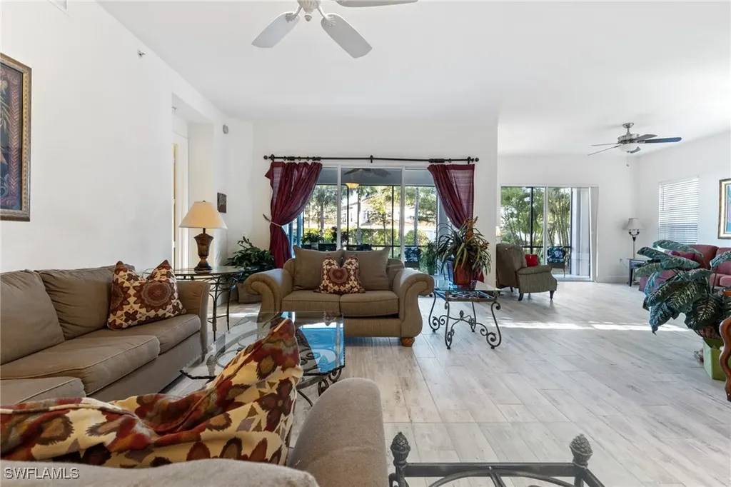 9079 Cascada Way Naples FL 34114