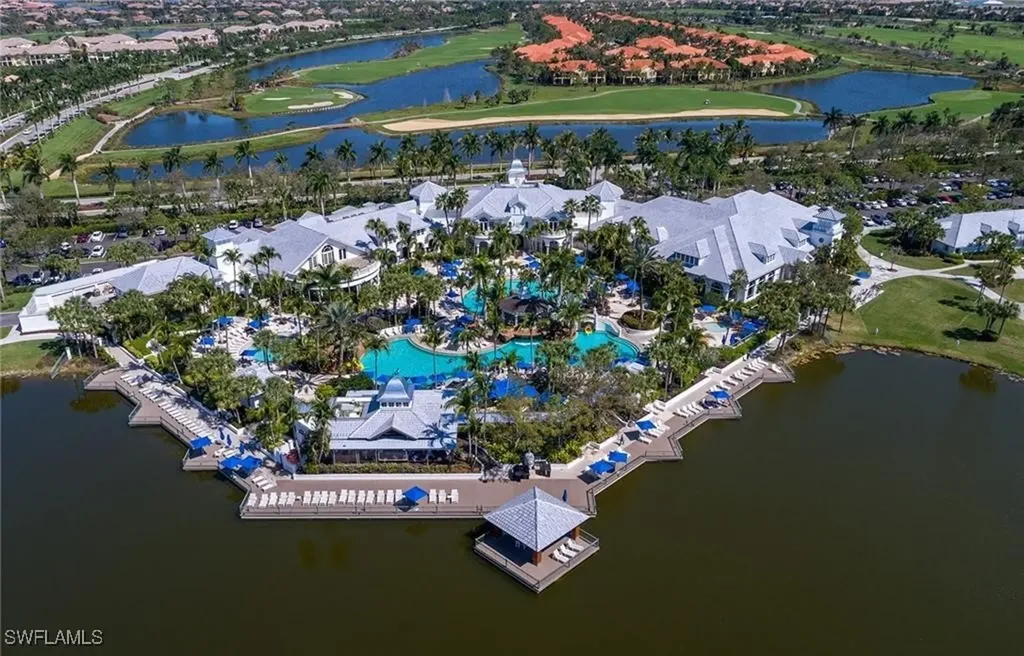 9079 Cascada Way Naples FL 34114