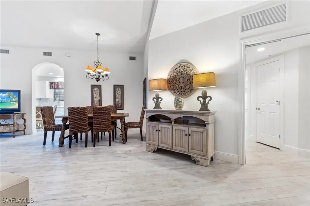 9079 Cascada Way Naples FL 34114