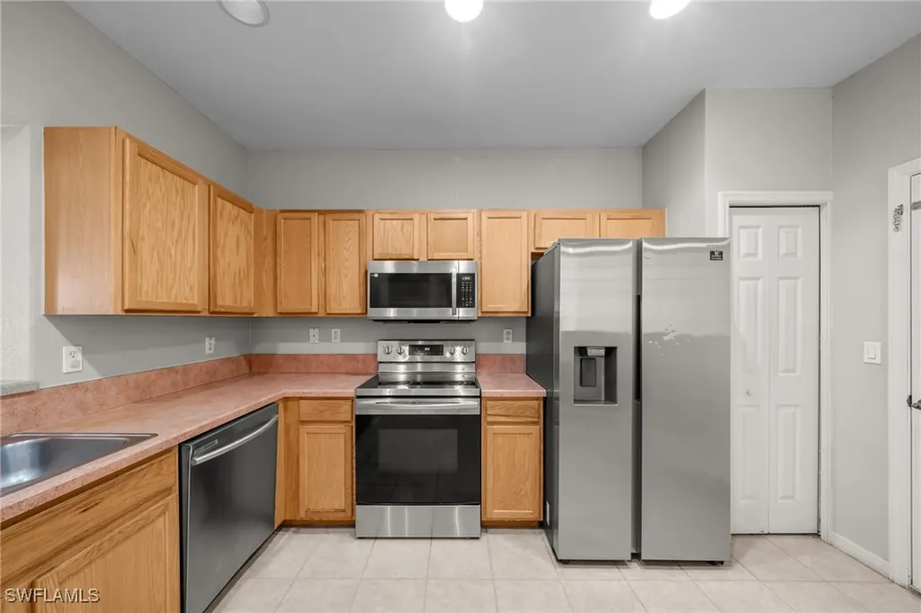 3844 Cherrybrook Loop Fort Myers FL 33966
