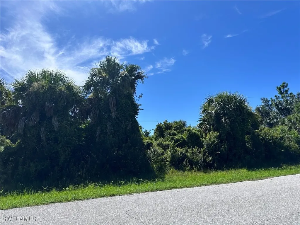 6175 Oconnel Street Englewood FL 34224