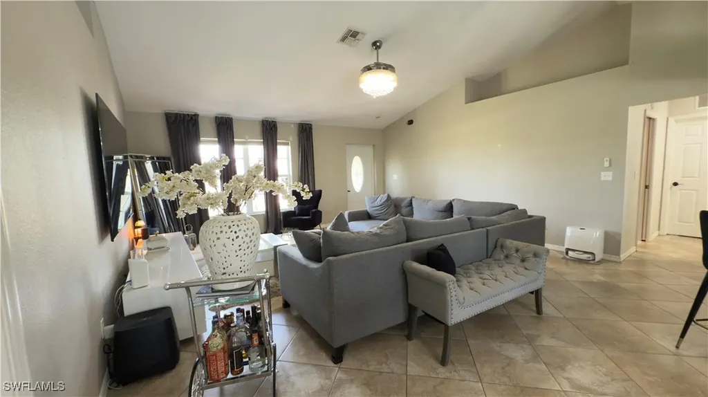2228 NW 25th Street Cape Coral FL 33993