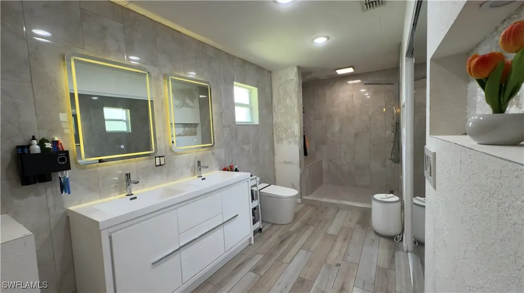 2228 NW 25th Street Cape Coral FL 33993