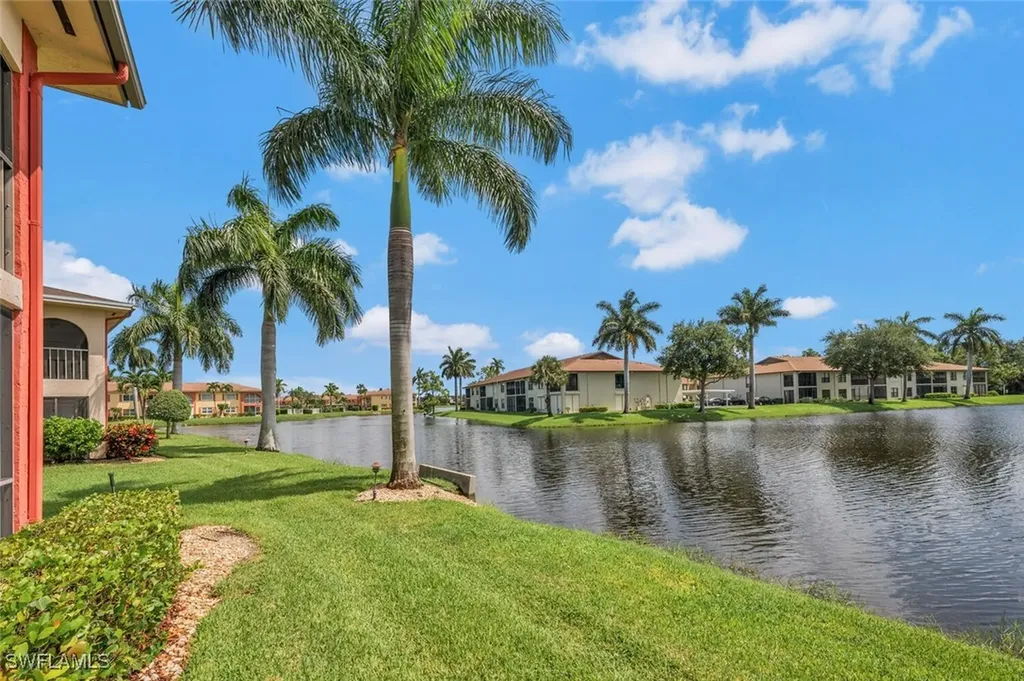 332 Charlemagne Boulevard Naples FL 34112
