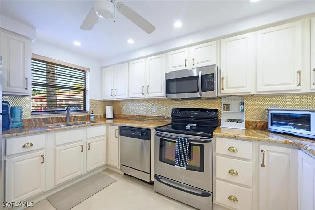 332 Charlemagne Boulevard Naples FL 34112