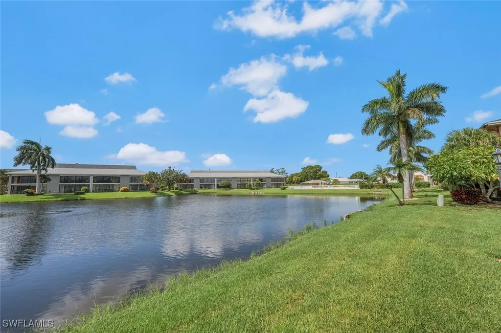 332 Charlemagne Boulevard Naples FL 34112