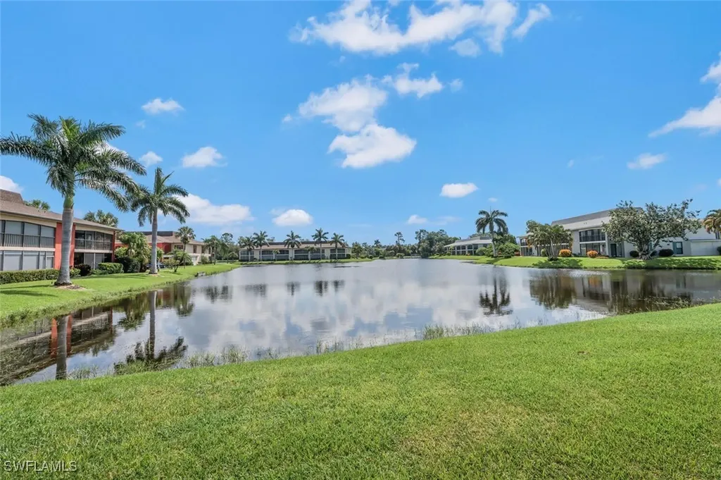 332 Charlemagne Boulevard Naples FL 34112